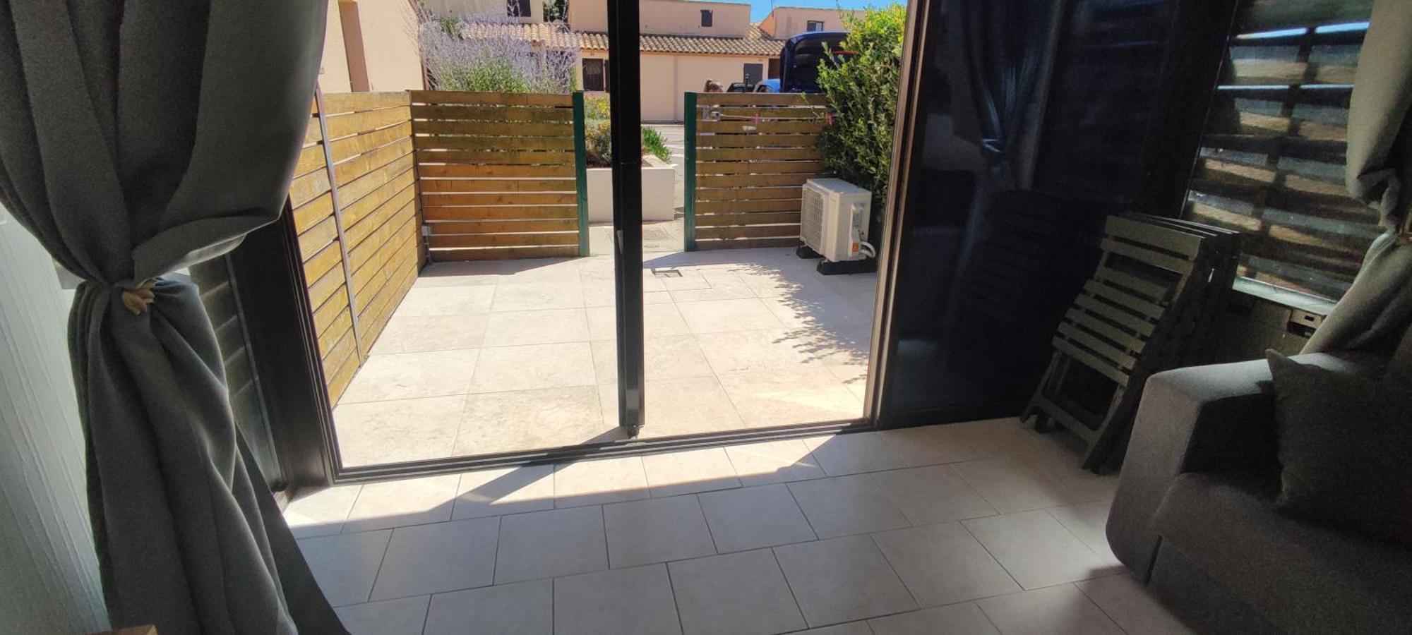 AIGUES-MORTES - AGRÉABLE T.2 -  Extérieur photo